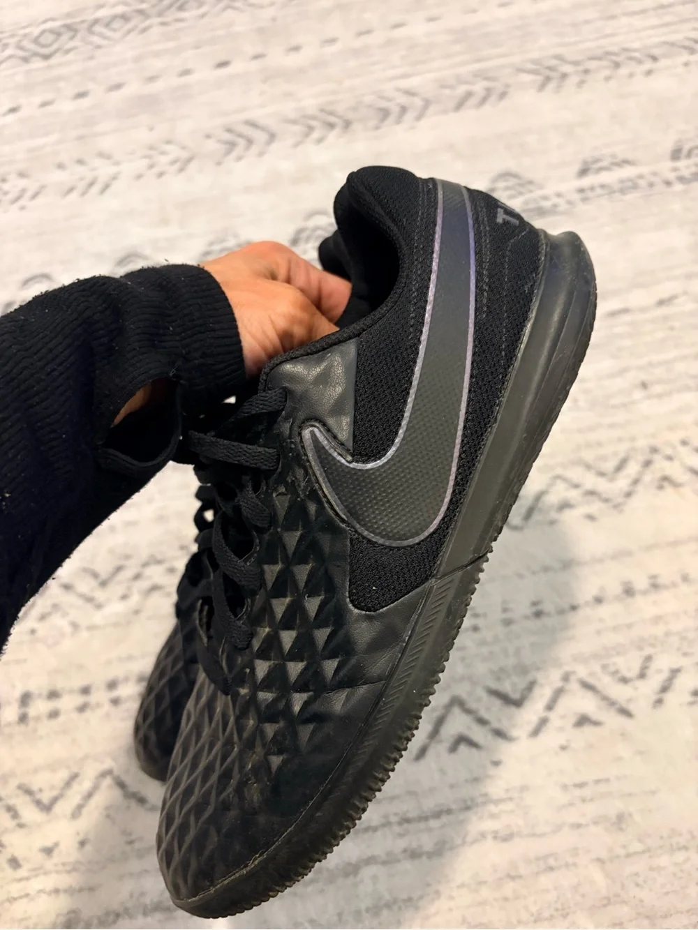 Nike tiempo indoor soccer shoes Black Athletic Sneakers